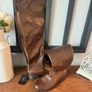Forever 21 Brown Over the Knee Boots.   (GT)